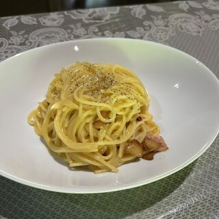 溶岩石窯ピザ 轍_1