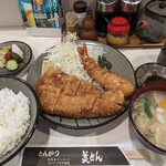 とんかつ美とん - とんかつ定食エビフライ付き