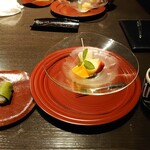 積善館 佳松亭 - 甘味も美味しかったのですが、シャーベット状のアイスは家庭の冷凍庫でも簡単にできそうで少しチープさを感じました。料理がみんな最高に美味しかったので、少し残念ですかね。