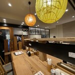 Namba Sennichi Mae Kamatake Udon - 店内