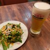 パンジャビ ダバ - 料理写真:サラダと生ビール