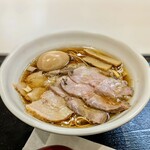 麺処 景虎 ほん田  - 特製鶏だし醤油ラーメン