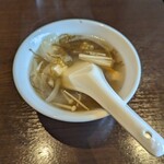 燕 - ランチのスープ