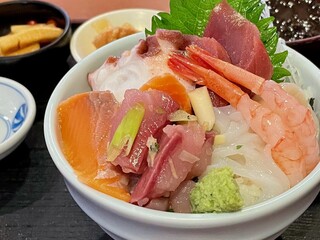 Minato Shokudou - 海鮮丼