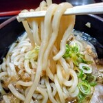 KASUYA - かすうどんの麺大盛・かす大盛りの麺リフト