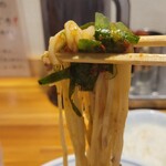 麺や 清流 - にら付けて