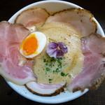 ラーメン家 みつ葉 - 煮干し豚CHIKIチャーシュー【みつ葉×もり～んコラボ】