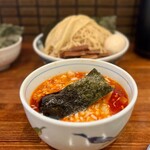 奈つやの中華そば - 赤つけそば変更
      奈つやのもちもち雲呑味玉つけそば