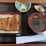 お食事 ほづみ - うな重1100円　ご飯中盛り