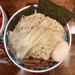 奈つやの中華そば - 赤つけそば変更
      奈つやのもちもち雲呑味玉つけそば