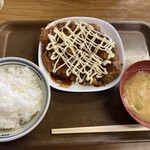 チャンポンハウスたつや - オススメのマヨメンチカツ定食／500円