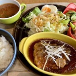 cafe2910 - 料理写真:Fish plate (C定食)  サラダ、ご飯、味噌汁 アスパラベーコン、野菜梅和え