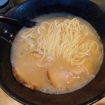 Hakata Tonkotsu Nanahoshidou - 麺