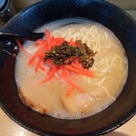 Hakata Tonkotsu Nanahoshidou - 紅生姜と高菜をオン