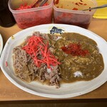 牛八 - 牛丼カレー中サイズ(味噌汁付)  いわゆるカレギュウ