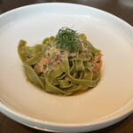 タワーズ - ほうれん草のフィットチーネ