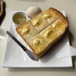 Kissa Maron - パンは厚切トーストに変更（りんごジャム）
