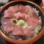 ゆたか寿司 - 海鮮丼(ネタダブルダブル・しゃり大もり)
