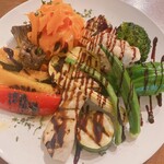 パレット - ランチ 野菜グリル/1,300
パン、ドリンク付