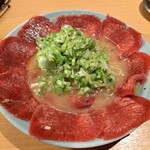 焼肉　戸板商店 - ネギ塩タン