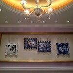 マイセン カフェ - 2014年3月壁には、素敵な陶板(プラーク)☆☆☆