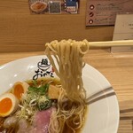 Men Ginza Onodera - 中細ストレート麺はプリッとした食感