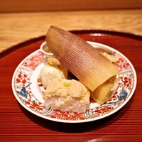 京味 もと井 - ホタルイカ天ぷら・こごみとそら豆酢味噌和え・筍の天ぷら・新じゃがいも・アサリのしぐれ煮・蕗のとう・穴子のすしなど