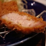 とんかつマ・メゾン - 溢れる肉汁