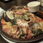 牡蠣と魚介のレストラン クオーレ デルペッシェ - 海鮮パエリア