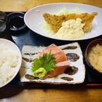 タカマル鮮魚店 - サーモンSP定食