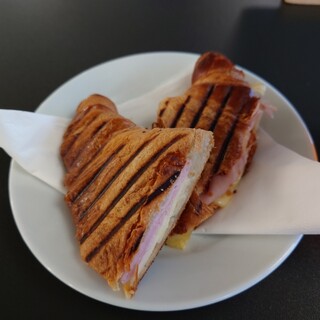 Stag & Thistle Bar And Kitchen_1