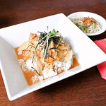 珈琲館RODAN - 和風からあげ丼、サラダ