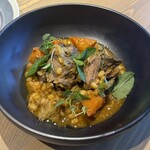 Mary Jane - NZ産ラム肩肉 ブルグールとひよこ豆のトマト煮込み/ミントとクミン