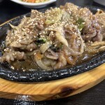 韓国家庭料理 勝利 - 