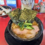 家系ラーメン たつ家 - 