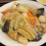 Shian Tou Shou Men Shu Rou - 中華丼 850円 ※スープ、一品付き
                        2024年5月16日