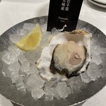 8TH SEA OYSTER Bar 横浜モアーズ - 