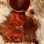 東京ボンベイ - 鶏肉ゴロゴロのシャバカレー