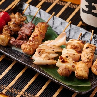 Delicious! Enjoy a luxurious time with all-you-can-eat charcoal Yakitori (grilled chicken skewers)