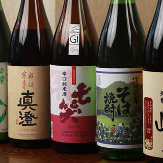 We also offer "Soba Shochu" and Japanese sake, which you can choose the mix and blend for yourself.