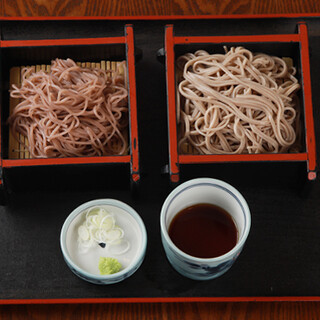 Enjoy soba delivered daily from Shinshu! You can also enjoy seasonal flavors.