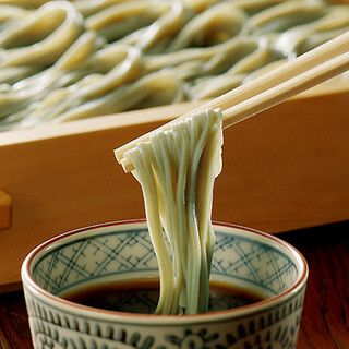 <Niigata specialty Hegi soba> The delicate flavor and chewy texture are exquisite!
