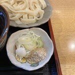 ゆでた亭うどん太郎 - 薬味