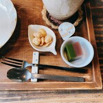 にじいろcafe - セットの小物です