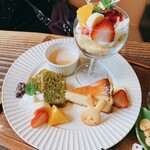 にじいろcafe - おやつプレートのアップです