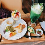 にじいろcafe - 家族が頼んだおやつプレートです