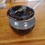 白河手打らーめん　うさぎ - 　　これこれ！この小壺をお忘れなく！