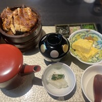 炭焼きうなぎ・かしわ 登河 - 