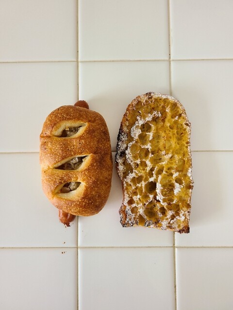 akekulu（あけくる） - 黒松（パン）の写真