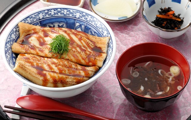 食楽 しお彩 &ndash; 志津川の海鮮料理店